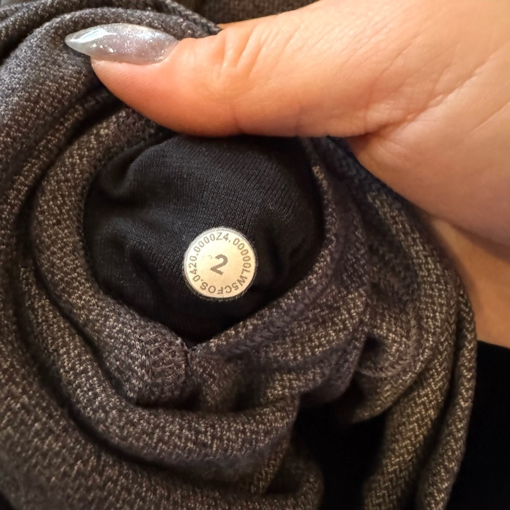 LULULEMON Align Pant II, Heathered Gray Herringbone Leggings (US 2) - Picture 7 of 7